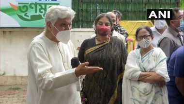 Mamata Banerjee: মমতা বন্দ্যোধ্যায়ের সঙ্গে দেখা করলেন জাভেদ আখতার, শাবানা আজমি