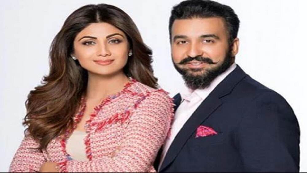 Raj Kundra: পুরনো ফোনে বহু তথ্য? পর্নোগ্রাফি মামলায় গ্রেফতারি এড়াতে মোবাইল ফেলে দেন রাজ Raj Kundra: পুরনো ফোনে বহু তথ্য? পর্নোগ্রাফি মামলায় গ্রেফতারি এড়াতে মোবাইল ফেলে দেন রাজ