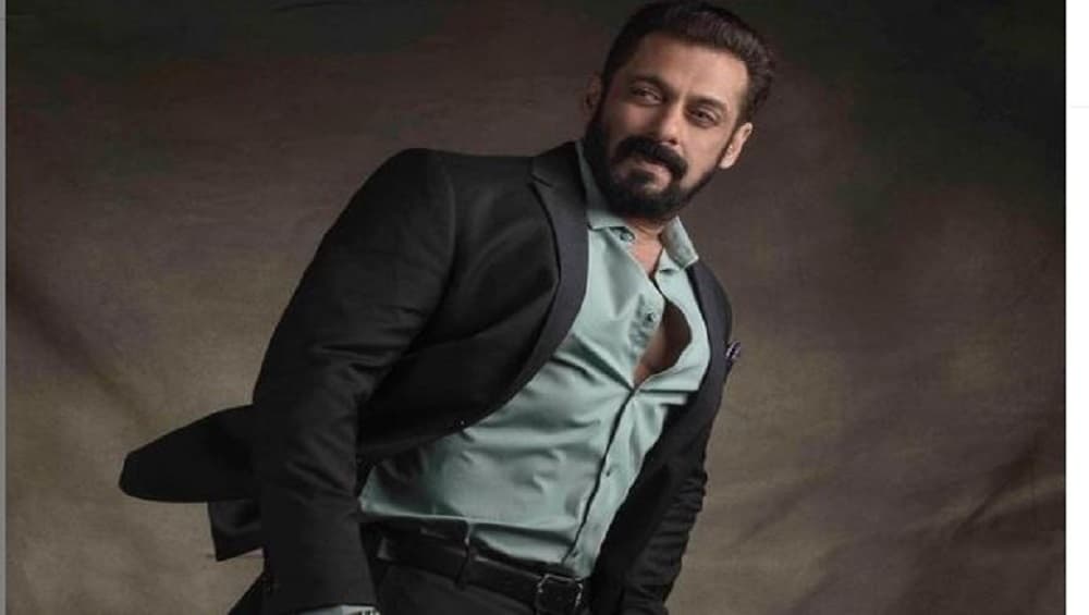 Salman Khan: সলমনকে বিমানবন্দরে থামানো সিআইএসএফ জওয়ান সমস্যায়, কী হল দেখুন Salman Khan: সলমনকে বিমানবন্দরে থামানো সিআইএসএফ জওয়ান সমস্যায়, কী হল দেখুন