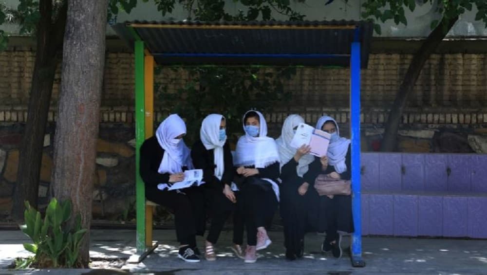 Afghanistan: আফগানিস্তানে খুলল স্কুল, ছাত্ররা হাজির হলেও, প্রবেশের অনুমতি নেই ছাত্রীদের Afghanistan: আফগানিস্তানে খুলল স্কুল, ছাত্ররা হাজির হলেও, প্রবেশের অনুমতি নেই ছাত্রীদের