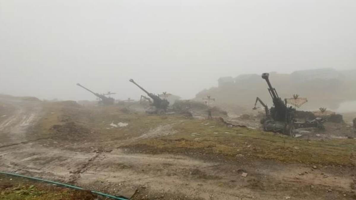 Bofors Guns Deployed Along LAC: অরুণাচলে চিন সীমান্তে বফর্স কামান মোতায়েন করল ভারতীয় সেনা বাহিনী