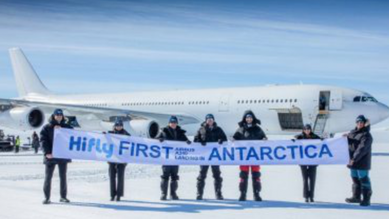 Airbus A340 Plane Makes Landing on Antarctica's Ice Runway: এই প্রথম আন্টার্কটিকার বরফাবৃত রানওয়েতে নামল বিমান, দেখুন ভিডিও