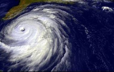 Cyclone Sitrang: বাংলার সঙ্গে অসম, ত্রিপুরাও ঘূর্ণিঝড় সিত্রাংয়ের প্রভাব, বাংলাদেশের বরিশালেও বিপর্যয়ের আশঙ্কা