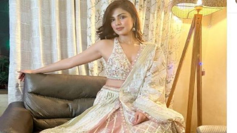 Rhea Chakraborty: 'ডিফ্রিজ' করা হোক ব্যাঙ্ক অ্যাকাউন্ট, ফেরৎ দেওয়া হোক রিয়ার ল্যাপটপ, এনসিবিকে নির্দেশ আদালতের