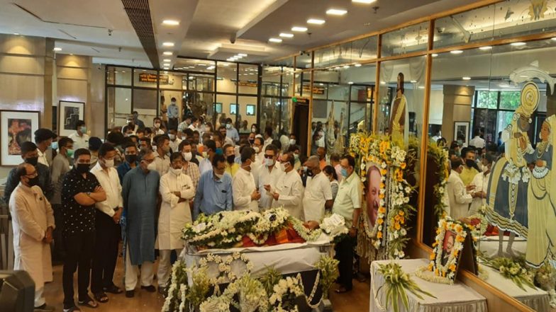 Subrata Mukherjee Death: সুব্রতবাবু সৌজন্যের রাজনীতিতে বিশ্বাসী, রসবোধ সম্পন্ন ব্যক্তিত্ব, তাঁকে এভাবেই শ্রদ্ধা দিলীপ, সুজন, বিমান বসুর