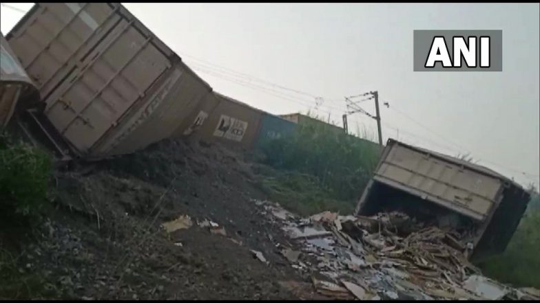 UP: সাতসকালে লাইনচ্যুত মালগাড়ির ৮টি কামরা, শুরু উদ্ধার কাজ