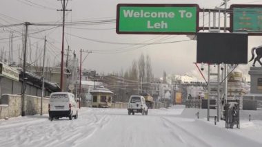 Leh Receives Snowfall: মরসুমের প্রথম তুষারপাত লাদাখের লেহ-তে, দেখুন ছবি