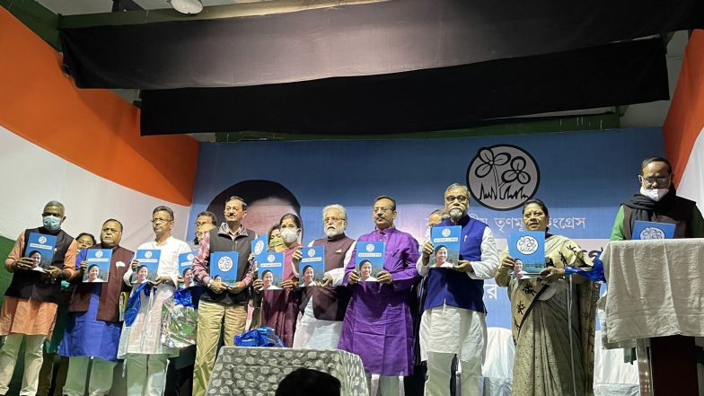 KMC Polls 2021: পাড়ায় পাড়ায় নিষ্পত্তি সেল থেকে এসি বাসস্টপ, পুরভোটে তৃণমূলের ইস্তেহারে কী কী প্রতিশ্রুতি থাকল