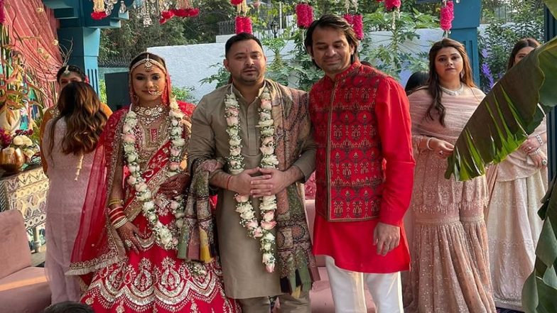 Tejashwi Yadav: বিয়ে করলেন তেজস্বী যাদব, ছোটবেলার বান্ধবীর সঙ্গে বাঁধা পড়লেন লালু পুত্র
