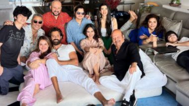 Saba Azad Joins Hrithik Roshan's Family Get Get-Together: ঋত্বিকের বাড়ির গেট টুগেদারে সাবা আজাদ, ছবি দেখেই নেটপাড়ায় তোলপাড়