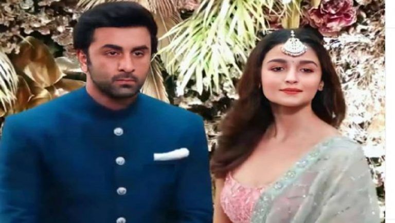 Alia Bhatt-Ranbir Kapoor Wedding: আজই রণবীর-আলিয়ার মেহেন্দি, তারকা জুটির বাড়ির কর্মীদের মোবাইলে বন্ধ ক্যামেরা