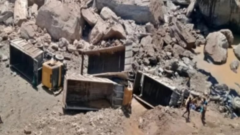 White Stone Hill Collapses: কর্নাটকের চামরাজানগর জেলায় পাথর খাদানে ধস, চাপা পড়ে বাংলার কয়েকজন শ্রমিক