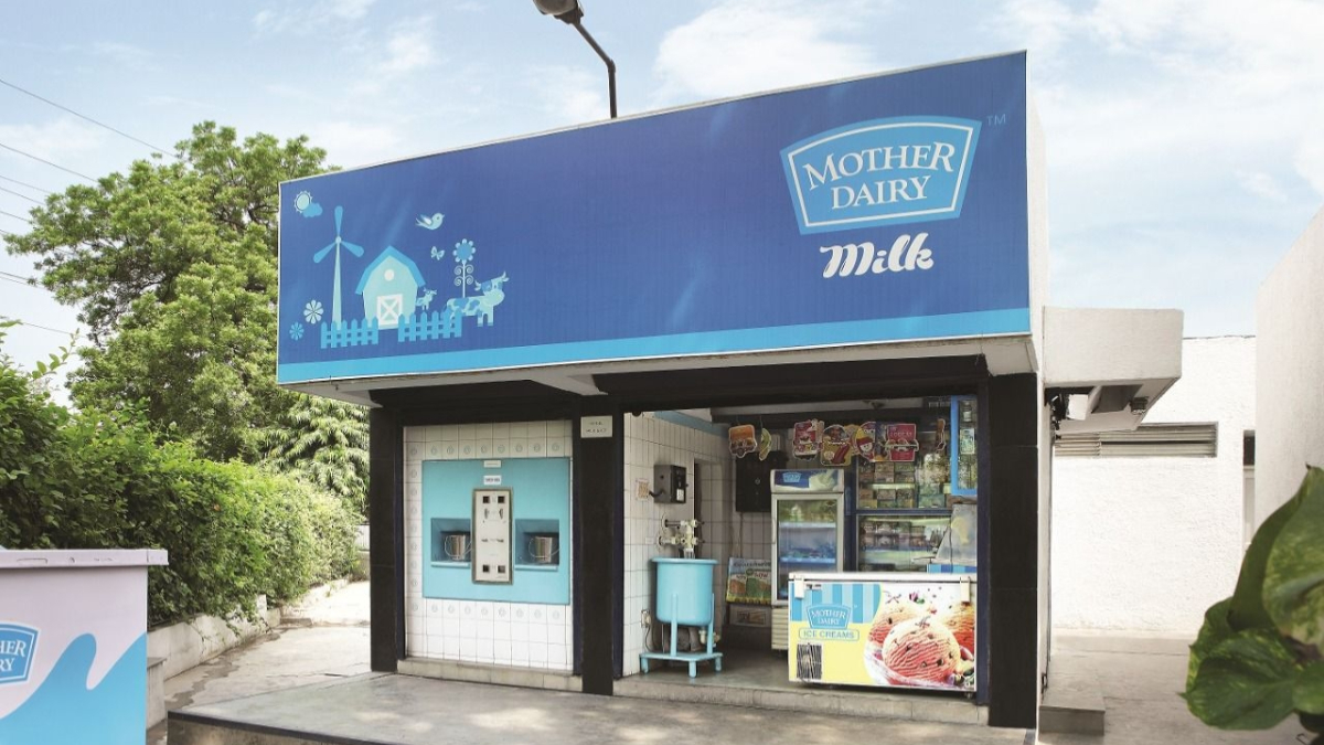 Mother Dairy Milk Prices Hiked: আমুলের পর মাদার ডেয়ারি, লিটার প্রতি ২ টাকা দাম বাড়ছে দুধের