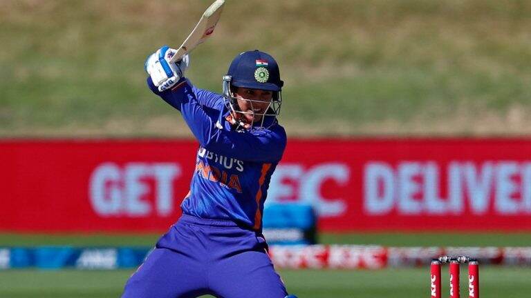 Smriti Mandhana: চতুর্থ ভারতীয় মহিলা ক্রিকেটার হিসেবে ওয়ানডে-তে আড়াই হাজার রান স্মৃতি মান্ধানার