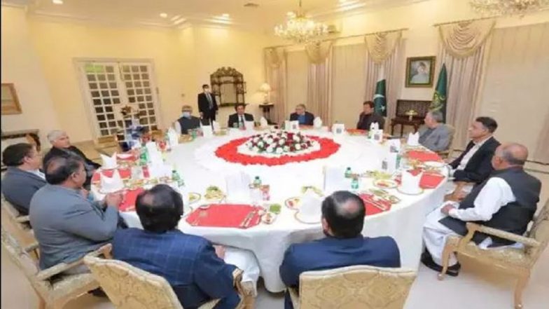 Pakistan: বিল গেটসের সঙ্গে ইমরান খানের ছবি ঘিরে রহস্য, বিপাকে পড়তে পারেন পাক প্রধানমন্ত্রী