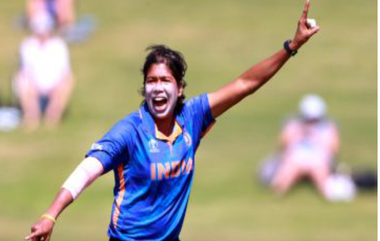 Jhulan Goswami's 250 wickets: প্রথম মহিলা ক্রিকেটার হিসেবে ওয়ানডে-তে ২৫০ উইকেট শিকার ঝুলন গোস্বামীর