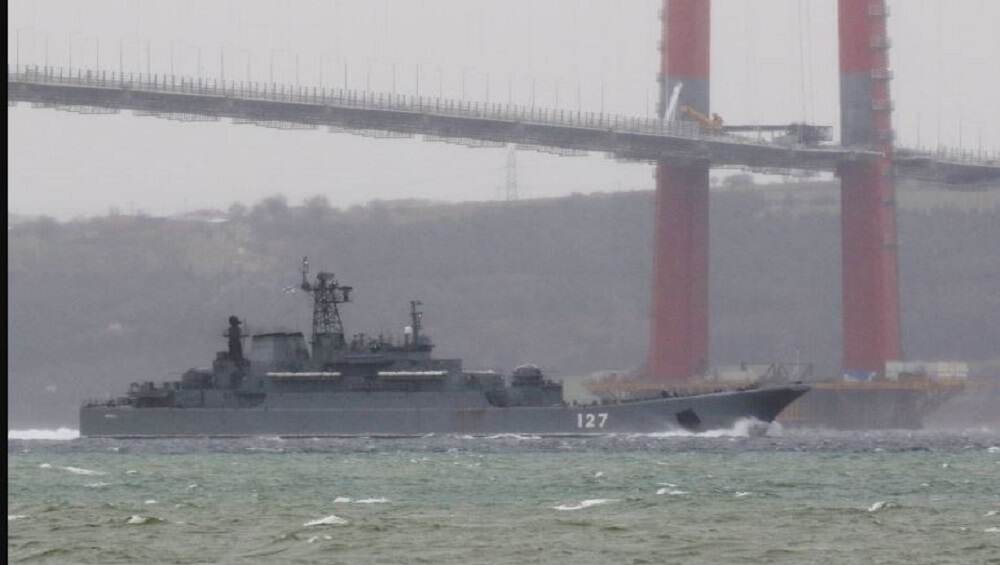 Russia-Ukraine War: ইউক্রেনের বন্দর শহর ওডেশা দখলে ক্রিমিয়া থেকে এগোচ্ছে রাশিয়ার যুদ্ধ জাহাজ, দাবি আমেরিকার Russia-Ukraine War: ইউক্রেনের বন্দর শহর ওডেশা দখলে ক্রিমিয়া থেকে এগোচ্ছে রাশিয়ার যুদ্ধ জাহাজ, দাবি আমেরিকার