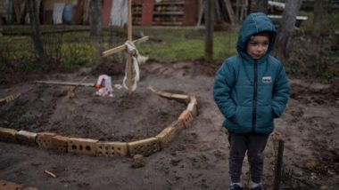 Ukraine Mass Grave: বুচার পর ইউক্রেনের আরও একটি শহরে মিলল গণকবর, উদ্ধার ১৩২টি মৃতদেহ