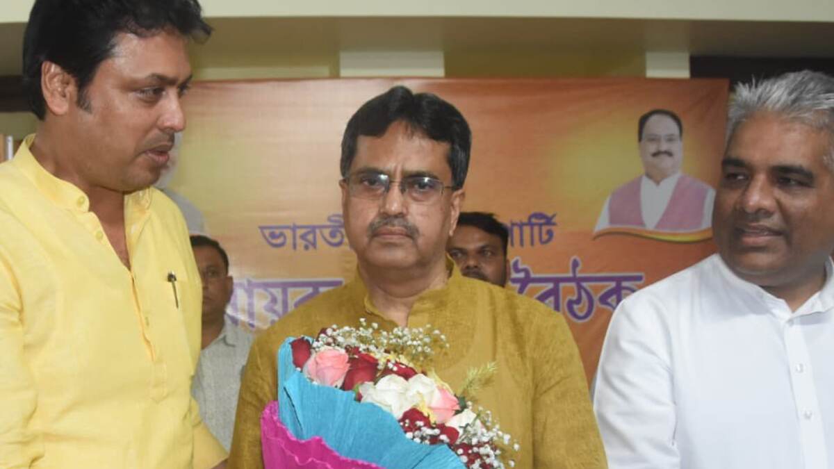 Manik Saha Will Be CM Of Tripura: বিপ্লবকে সরিয়ে ত্রিপুরার নতুন মুখ্যমন্ত্রী হচ্ছেন মানিক সাহা Manik Saha Will Be CM Of Tripura: বিপ্লবকে সরিয়ে ত্রিপুরার নতুন মুখ্যমন্ত্রী হচ্ছেন মানিক সাহা