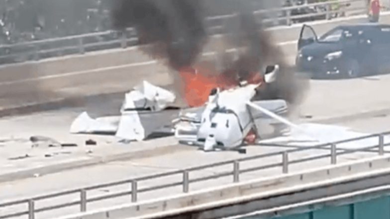 Plane Crash-Lands On Miami Bridge: মিয়ামির ব্রিজে ভেঙে পড়ল প্রাইভেট বিমান, দেখুন ভিডিও