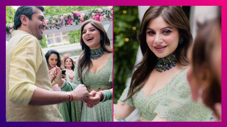 Kanika Kapoor: তিন সন্তান নিয়ে বিয়ের পিঁড়িতে বলিউড গায়িকা কণিকা কাপুর Kanika Kapoor: তিন সন্তান নিয়ে বিয়ের পিঁড়িতে বলিউড গায়িকা কণিকা কাপুর