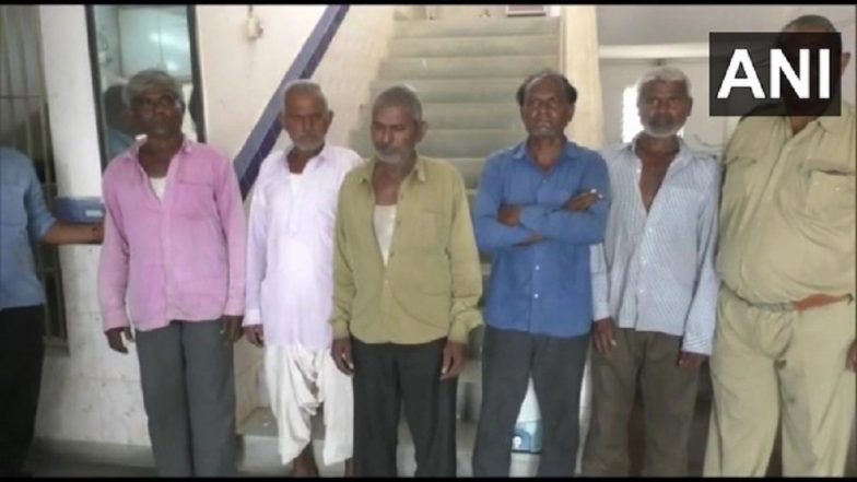 Gujarat: মন্দিরের সামনে লাউডস্পিকার বাজানোর পিটিয়ে খুনের অভিযোগ মধ্য বয়স্ক ব্যক্তিকে