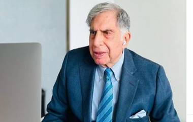 Ratan Tata: নেই দেহরক্ষী, ন্যানোয় চড়ে মুম্বইয়ের তাজ হোটেলে রতন টাটা, দেখুন