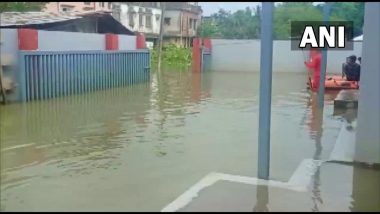 Assam Floods: জল বাড়ছে, শিলচরে ডুবছে ক্যানসার হাসপাতাল, অসমের ছবিতে চোখে জল নেটিজেনদের