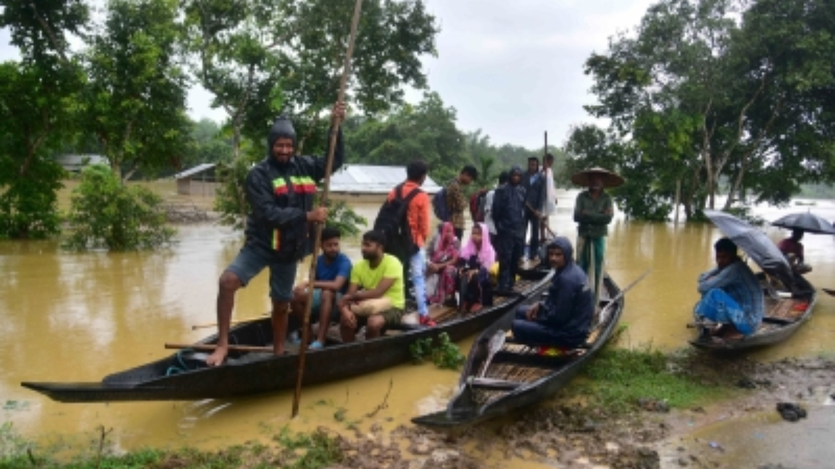 Assam Floods: অবিরাম বৃষ্টিতে পরিস্থিতির ক্রমেই অবনতি হচ্ছে, অসমে বন্যা-ধসে মৃত ৮