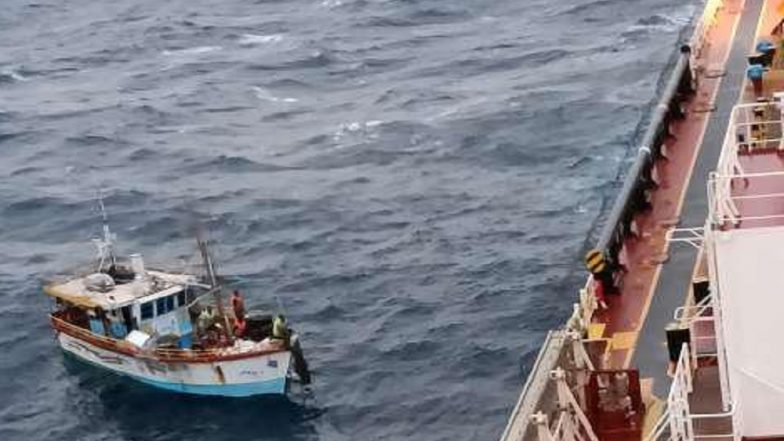 SITRANG: ২০ জন বাংলাদেশি মৎস্যজীবীকে বাঁচাল ভারতীয় উপকূলরক্ষী বাহিনী