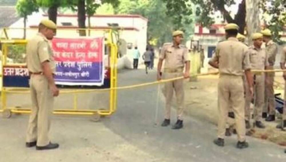 Maharashtra: মহারাষ্ট্রের মন্দিরে সবুজ পতাকা! উত্তপ্ত পরিস্থিতি নিয়ন্ত্রণে পুলিশের হস্তক্ষেপ