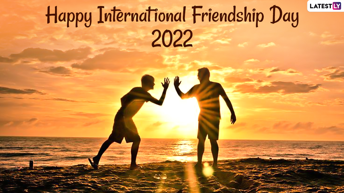 International Friendship Day 2022:বন্ধু’ শব্দটি ছোট কিন্তু এর গভীরতা অনেক, আন্তর্জাতিক বন্ধুত্ব দিবসে শুভেচ্ছাবার্তা শেয়ার করুন Facebook, Twitter, Instagram-এ