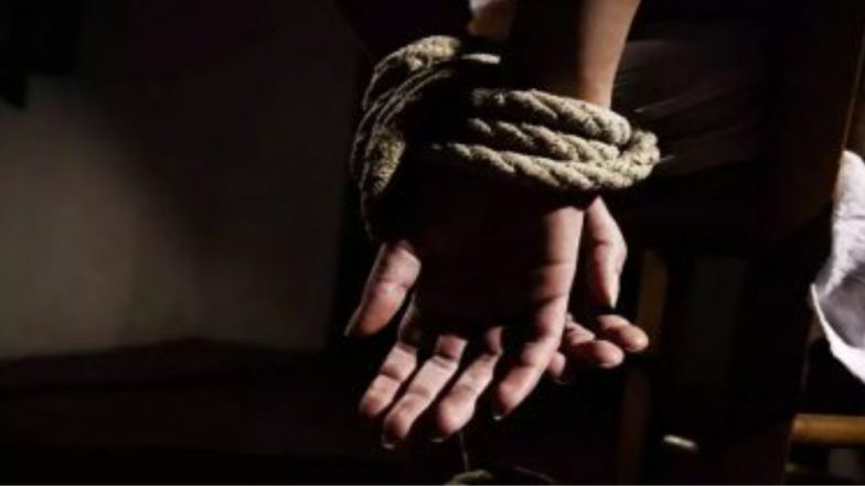 Uttar Pradesh Horror: গরম তেল ঢেলে দত্তক শিশুকন্যার গোপনাঙ্গ পোড়াল গৃহবধূ