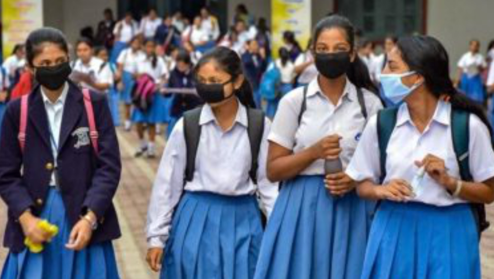 School Student Jumps To Death: 'সরি মা-বাবা, আর কতবার তোমাদের মন ভাঙব', শিক্ষকদের 'অত্যাচারে' নির্মম পরিণতি পড়ুয়ার, পড়ে রইল চিঠি