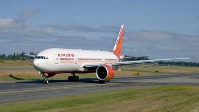 Air India Express : এয়ার ইন্ডিয়া এক্সপ্রেসের ৭০টিরও বেশি আন্তর্জাতিক ও অভ্যন্তরীণ ফ্লাইট বাতিল, গণ অসুস্থতার ছুটিতে ক্রুরা