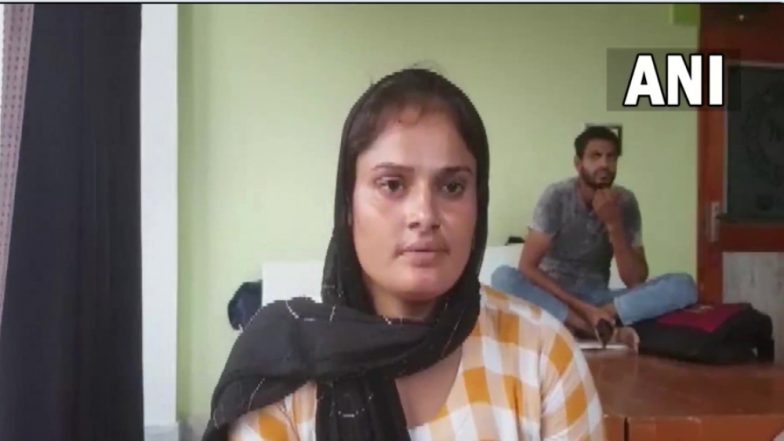 Uttar Pradesh: শিবের ভজন গেয়ে ধর্মগুরুদের কোপে মুসলিম ইউটিউবার, কী বললেন তিনি?