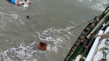 ICG Saved Bangladeshi Fishermen: উত্তাল বঙ্গোপসাগর থেকে ২৭ বাংলাদেশি মৎস্যজীবীকে উদ্ধার করল ভারতীয় কোস্ট গার্ড, দেখুন ভিডিও