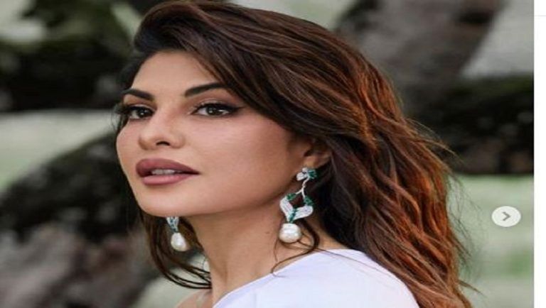 Jacqueline Fernandez: ফের বিপাকে জ্যাকলিন, আর্থিক তছরুপ মামলায় সমন অভিনেত্রীর ডিজাইনারকে