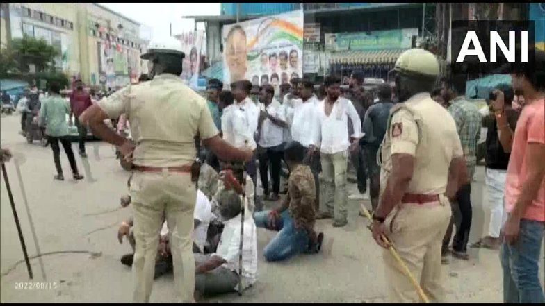 Karnataka: সাভারকরের ছবি নিয়ে উত্তেজনা, কর্ণাটকে দুই গোষ্ঠীর সংঘর্ষে জারি ১৪৪ ধারা