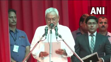 Nitish Kumar Takes Oath As Bihar CM: অষ্টম বারের জন্য বিহারের মুখ্যমন্ত্রী হিসেবে শপথ নিলেন নীতীশ কুমার