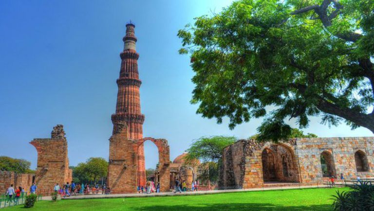 Qutub Minar Row: গঙ্গা ও যমুনা নদী সংলগ্ন অঞ্চলের জমিতে হস্তক্ষেপ মানা হবে না, জানাল ভারতীয় পুরাতত্ত্ব সর্বেক্ষণ