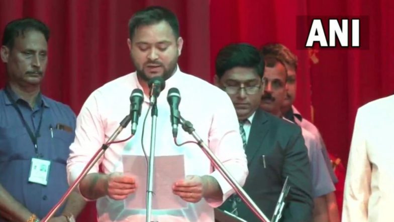 Tejashwi Yadav Takes Oath as Deputy CM: বিহারের উপমুখ্যমন্ত্রী হিসেবে শপথ নিলেন তেজস্বী যাদব
