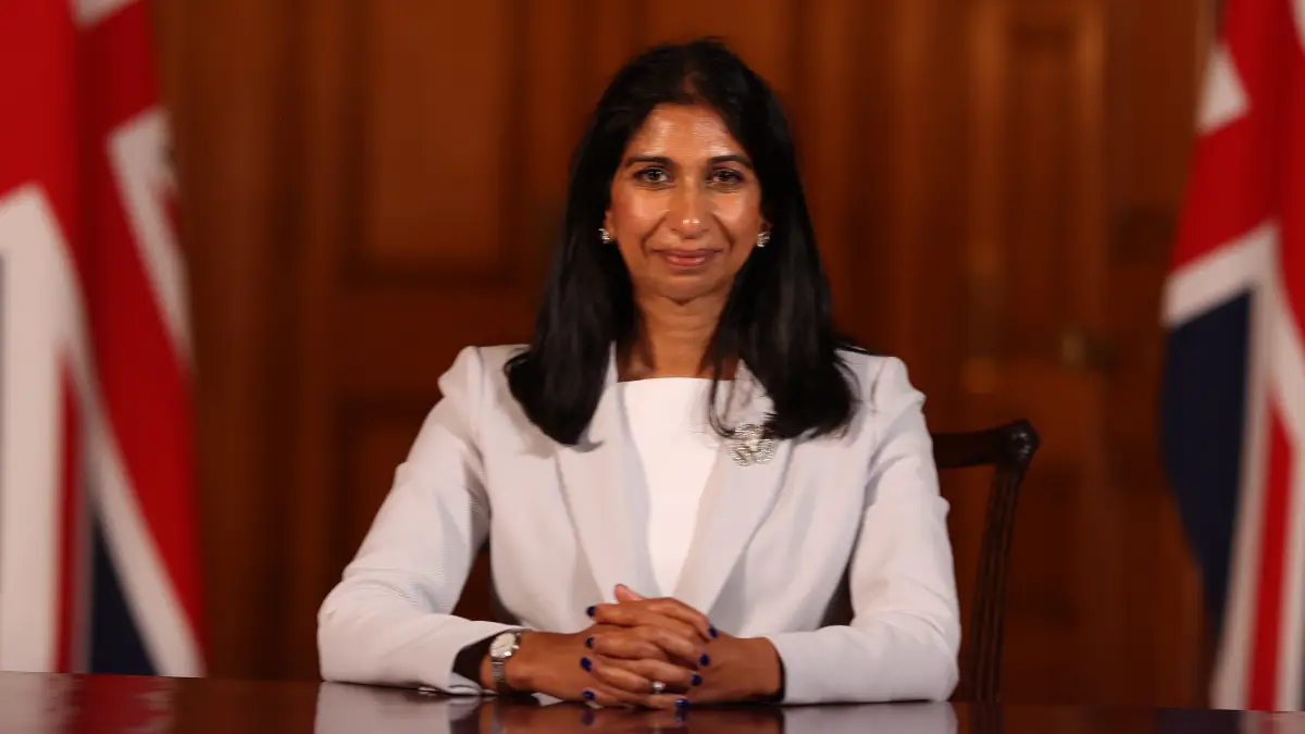 Suella Braverman: ব্রিটেনের স্বরাষ্ট্র সচিব পদে বসলেন ভারতীয় বংশোদ্ভূত সুয়েলা ব্রাভারম্যান