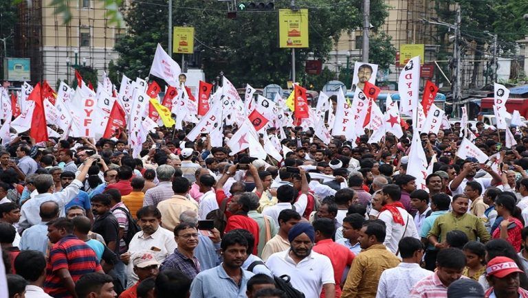 Insaaf Sabha: বামেদের 'ইনসাফ সভায়' উপচে পড়ল ভিড়, থমকে গেল কলকাতা