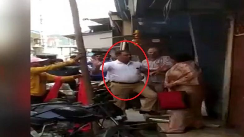 MNS Neta Slapping Old Woman: দোকানের সামনে পোস্টারে না, বৃদ্ধাকে চড় মারলেন নেতা, ভাইরাল ভিডিয়ো