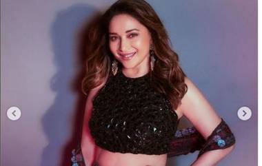 Madhuri Dixit: ৪৮ কোটি টাকায় সমুদ্রমুখী ফ্ল্যাট কিনলেন অভিনেত্রী মাধুরী দীক্ষিত, সেপ্টেম্বরেই হয়ে গেছে দলিল সাক্ষর