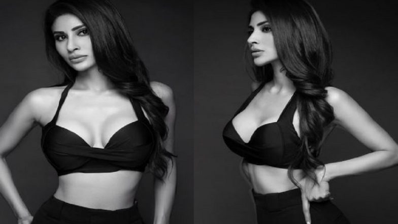 Mouni Roy: কালো রঙের ব্রালেটে মৌনী, বাঙালি-কন্যার রূপে মুগ্ধ অনুরাগীরা