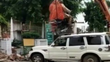 Viral Video: বাইক উড়িয়ে কনেকে সোজা আকাশে নিয়ে চললেন বর, দেখুন ভাইরাল প্রি-ওয়েডিং শ্যুট