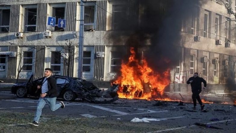Russia-Ukraine War Video: রাশিয়ার হামলা, গাঢ় অন্ধকারে ঢাকল ইউক্রেনের লিভিভ, দেখুন ভিডিয়ো