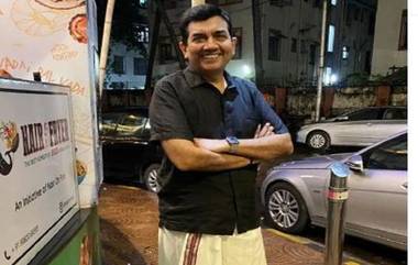 Sanjeev Kapoor: বিয়ে করলেন তারকা শেফ সঞ্জীব কাপুরের মেয়ে, দেখুন ভিডিয়ো